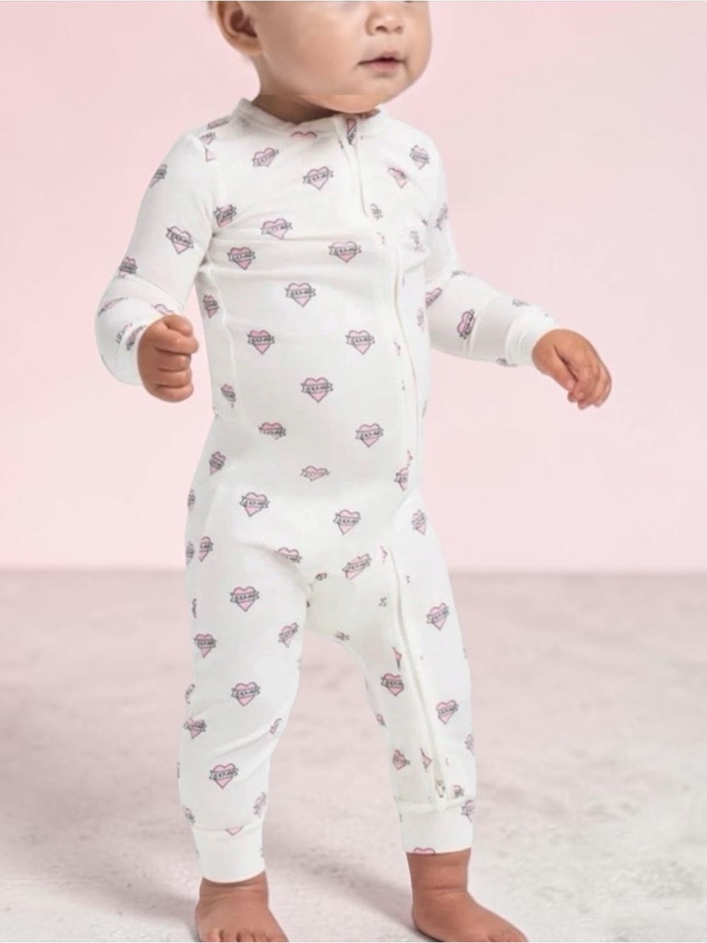 NWT SKIMS Kids Sleep Onesie in Marble Heart Banner 24 M